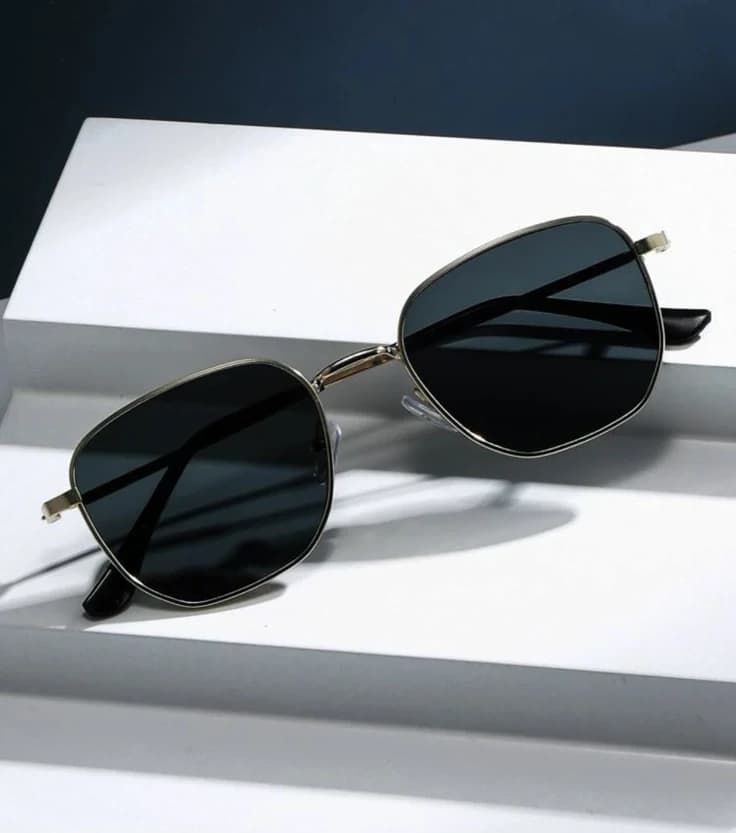 Eyewear virtual try-on preview
